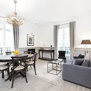 Apartment Livinparis - Luxury 2 Bedrooms Grands-boulevards I, Paris