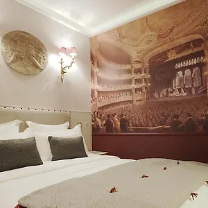 Apartment Palais Royal Chicsuites, Paris